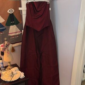 NWT Elegant Burgundy skirt with corset